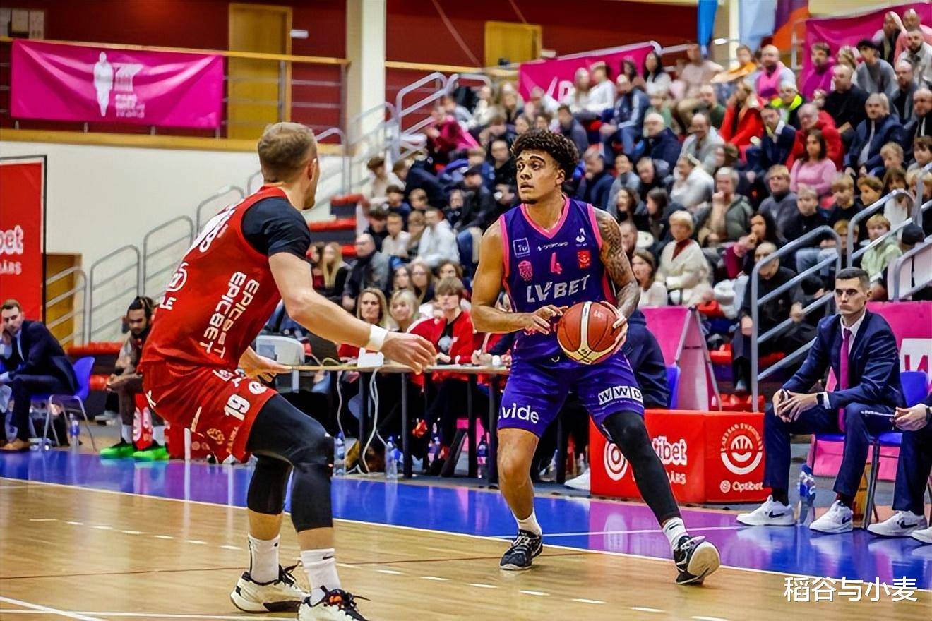 夏季联赛在开拓者的表现一塌糊涂，前夏威夷大学锋线将转战西甲？